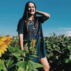 Meet your Posher, Kaila